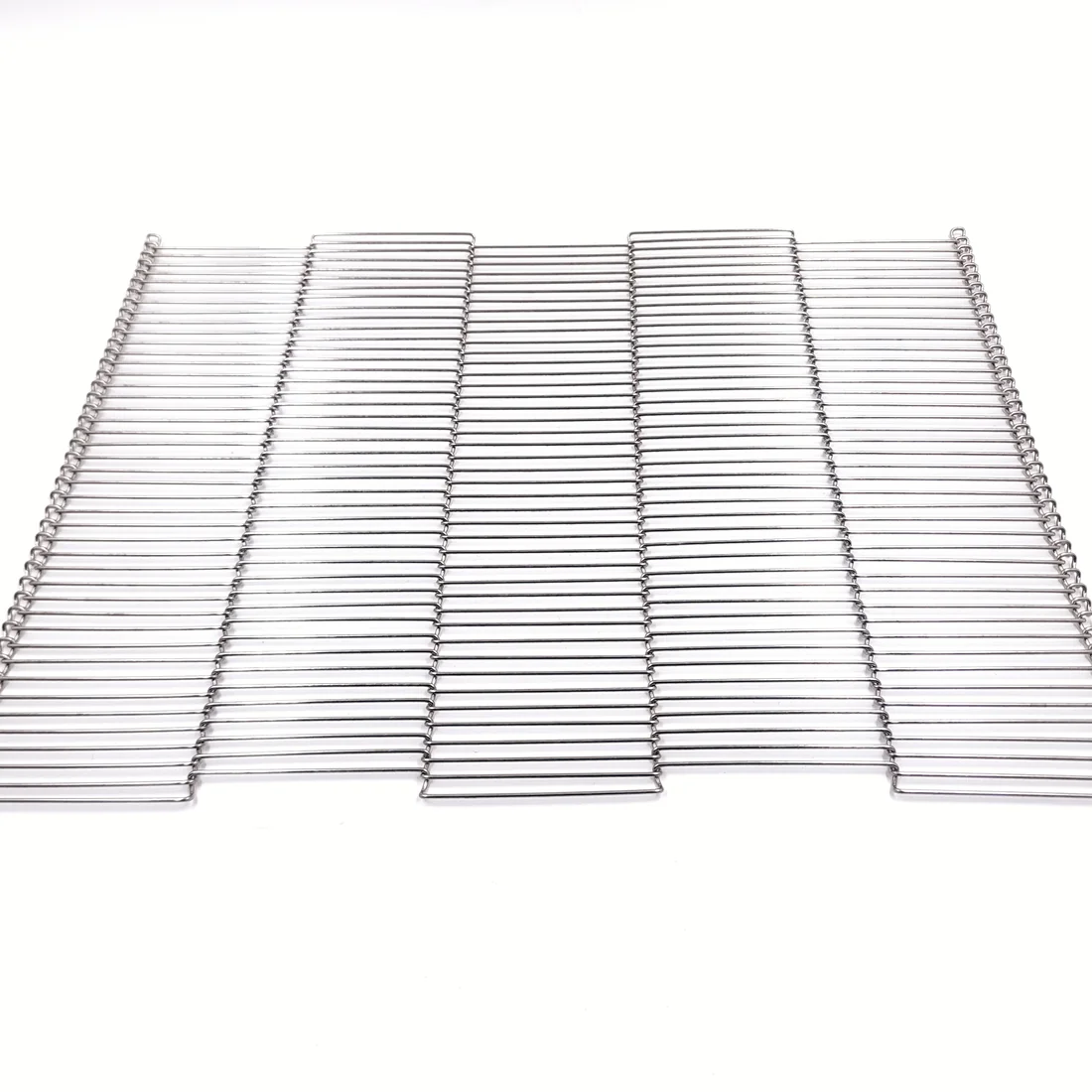Trapezoidal mesh belt product overview for curved conveying and turning systems