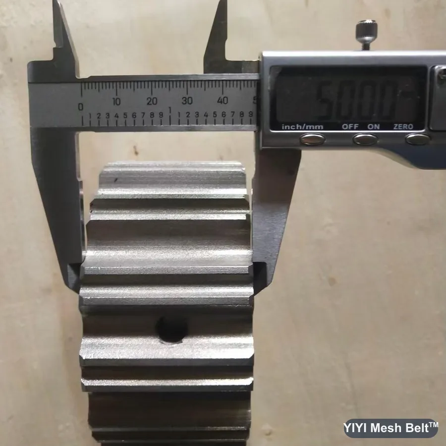 Caliper measuring a 50 mm sprocket width